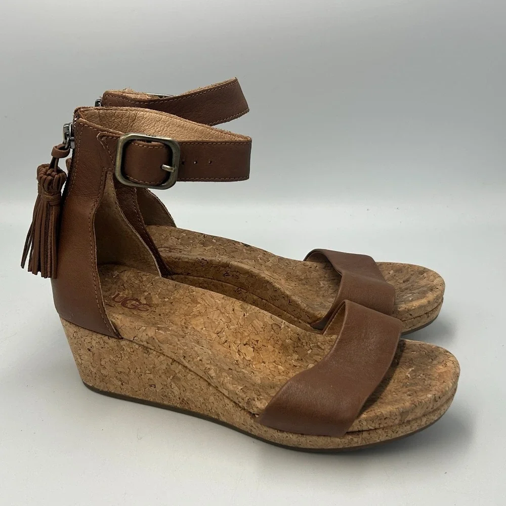 UGG Wedge Sandal Zoe Tassel Zipper Tan Heel 1019973 Ankle Cork Brown Leather 6.5